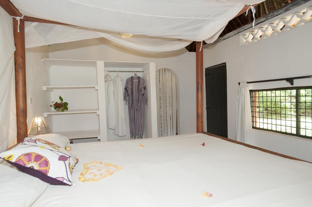 Diani House Otel Diani Beach Oda fotoğraf